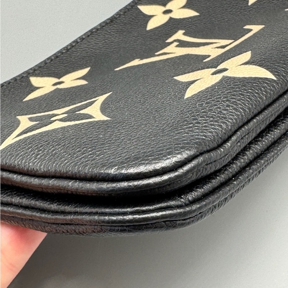 Louis Vuitton Bicolore Double Pochette Crossbody - Picture 5 of 14